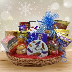 Exclusive Sweet N Salty Gift Basket to Nipani