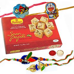 Soan Papdi with Family Rakhi Set to Rakhi-to-newzealand.asp