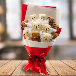 Wonderful Bouquet of Teddies to Alwaye