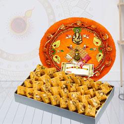 Combo of Patisa Pack N Pooja Thali to Diwali-uk.asp