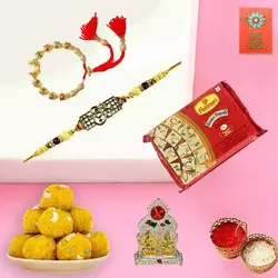 Exclusive Bhaiya Bhabhi Rakhi N Assortments Combo to Rakhi-to-uk.asp