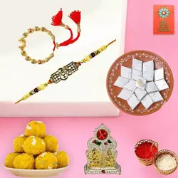 Wonderful Bhaiya Bhabhi Set Rakhi N Assortments to Uk-rakhi-sweets.asp