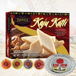 Exquisite Kaju Katli Combo Gift<br> to Diwali-usa.asp