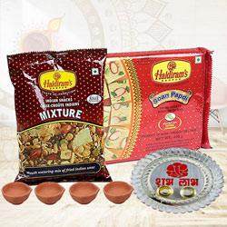 Exclusive Goodies Gift Combo<br> to Usa-diwali-thali.asp