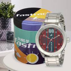 Remarkable Fastrack Varsity Analog Mens Watch