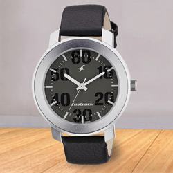 Amazing Fastrack Casual Analog Mens Watch
