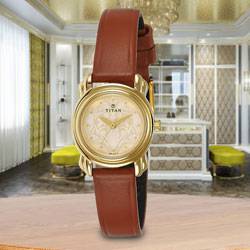 Marvelous Titan Analog Womens Watch