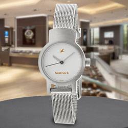 Marvelous Fastrack Upgrade Core Analog Womens Watch