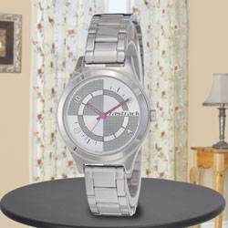 Remarkable Fastrack Analog Womens Watch
