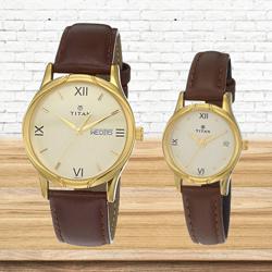 Wonderful Titan Analog Gold Pair Watch