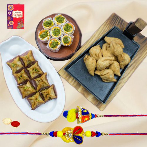 Bhaiya Bhabhi Rakhi with Enchanted Pyramid Baklawa Edible Delights to Rakhi-to-world-wide.asp