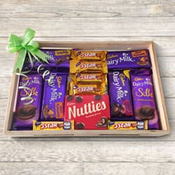 Classic Cadburys Chocs Gift Tray to Rakhi-to-world-wide.asp